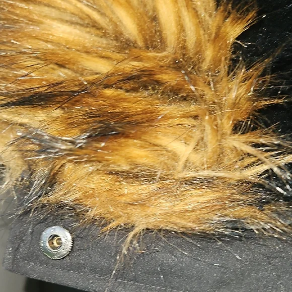 Women's Black Parka with Faux Fur Hood - Picture 7 of 7